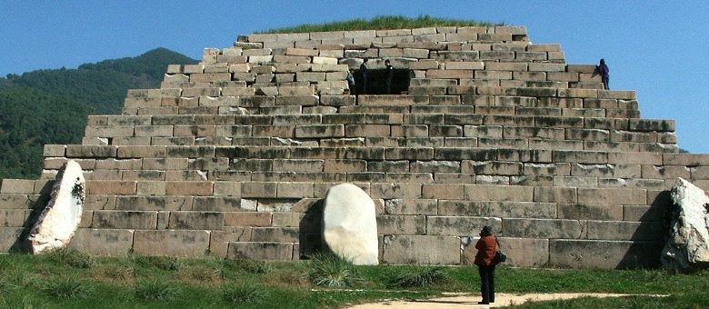 Resten van verloren stad met 70 meter hoge piramide ontdekt in China. Archeologen doen opmerkelijke vondst