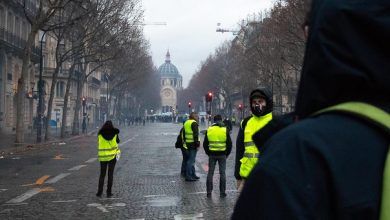 Gele hesjes willen bankrun veroorzaken om Franse bankwezen op de knieën te krijgen. Dit is de ergste nachtmerrie voor politici