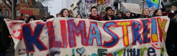 Het is gewoon waanzin wat we aan het doen zijn. Baudet reageert op ‘meelijwekkende’ demonstratie van klimaatspijbelaars