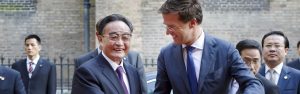 Rutte geeft het geld lachend weg aan vriendjes en belangengroepen. Waarom de economie groeit, maar uw portemonnee krimpt