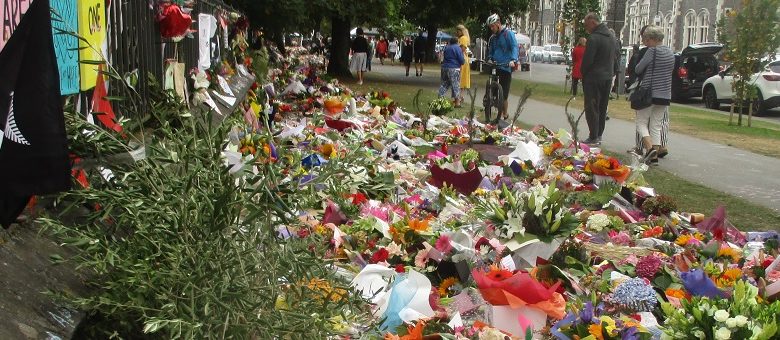 Schandelijke leugens in de media over incidenten Urk en Christchurch. In deze video vernietigt Jensen de bevooroordeelde MSM