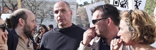 De EU wordt geregeerd door een onzichtbare oligarchie. Griekse oud-minister Varoufakis licht tipje van de sluier op