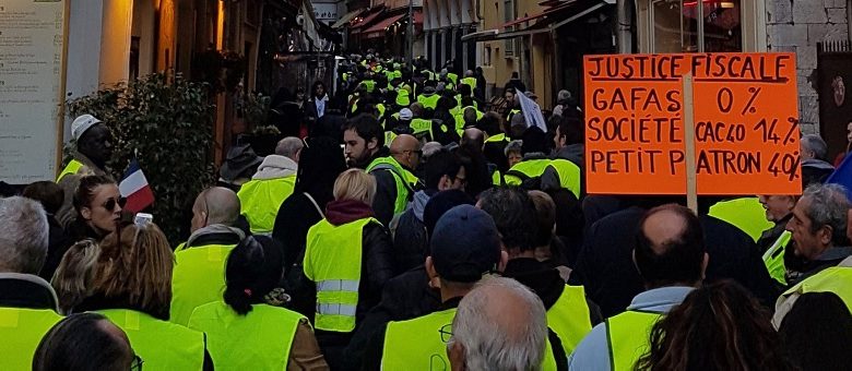 Ik heb het gehad met de dictatuur van Macron. Bekijk deze spraakmakende documentaire over de gele hesjes