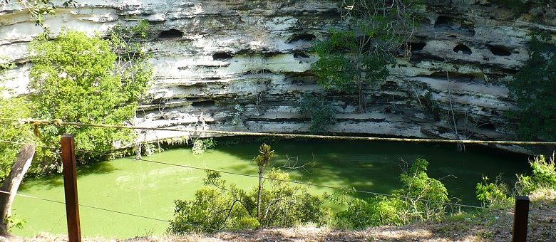 Onderzoekers stuiten op geschokte kwarts in cenote in Mexico. Kan het worden gebruikt bij het vormen van wormgaten?