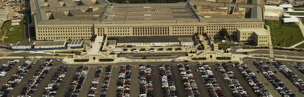 Een ‘klapper van een onthulling’: Pentagon geeft eíndelijk toe dat het nog altijd onderzoek doet naar UFO’s. Dit zijn de reacties