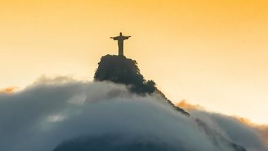 Foto van 'Christusfiguur' in de lucht boven Argentinië houdt de gemoederen bezig. Zo wordt er gereageerd op social media