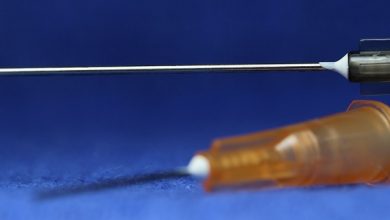 Jodie (25) liep ernstig hersenletsel op na een cocktail van 8 vaccins. Je kunt haar hier steunen in haar strijd voor gerechtigheid