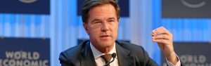 Drie kabinetten Rutte zijn negen jaar ‘f*ck de burger en lang leve het grootbedrijf’ geweest. Hoogleraar haalt fel uit