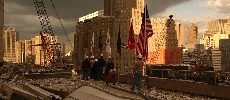 Brandweerchefs uit New York schrijven geschiedenis, pleiten voor nieuwe onderzoek naar 9/11. Dit zeggen ze over explosieven