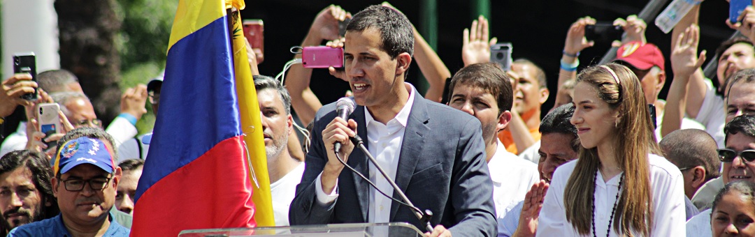 Juan Guaido als CIA-project en vriend van drugsbaronnen. Zelfbenoemde interim-president Venezuela valt door de mand door deze onthullende foto’s