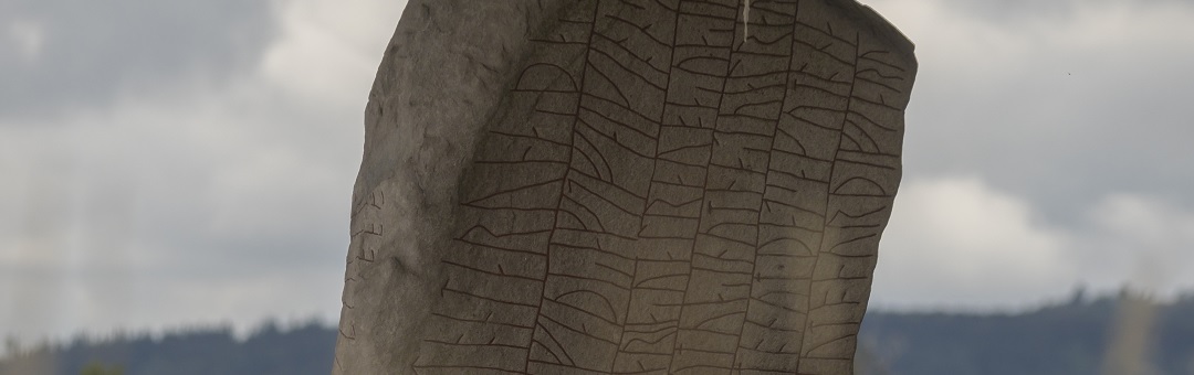 Mysterieuze runensteen van de Vikingen waarschuwt voor nieuwe ijstijd. Wetenschappers kraken 1200 jaar oude code