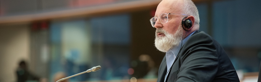 Timmermans: ‘Geld voor coronabestrijding? Nee, alles naar Green Deal!’