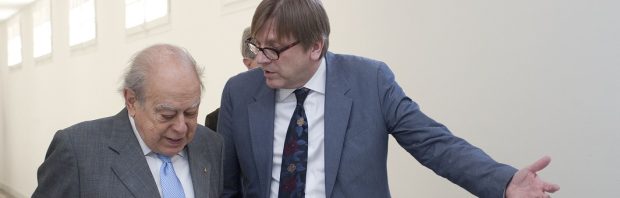 De bizarre meltdown van Verhofstadt die iedere Nederlander moet zien: ‘Ik eis 1 biljoen’