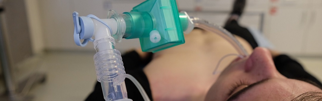 80 tot 90 procent kritieke coronapatiënten ‘sterft door beademingsapparaat’. ‘Dit is een doodvonnis’
