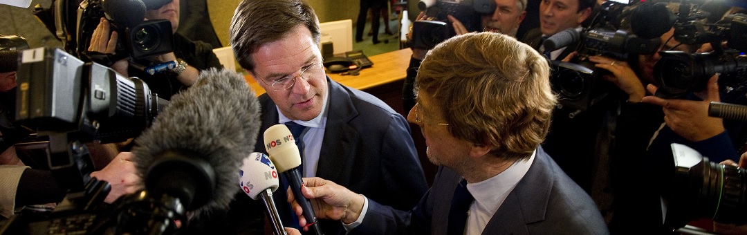 Docent in open brief: ‘Rutte, stop deze clowneske klucht voordat het te laat is’