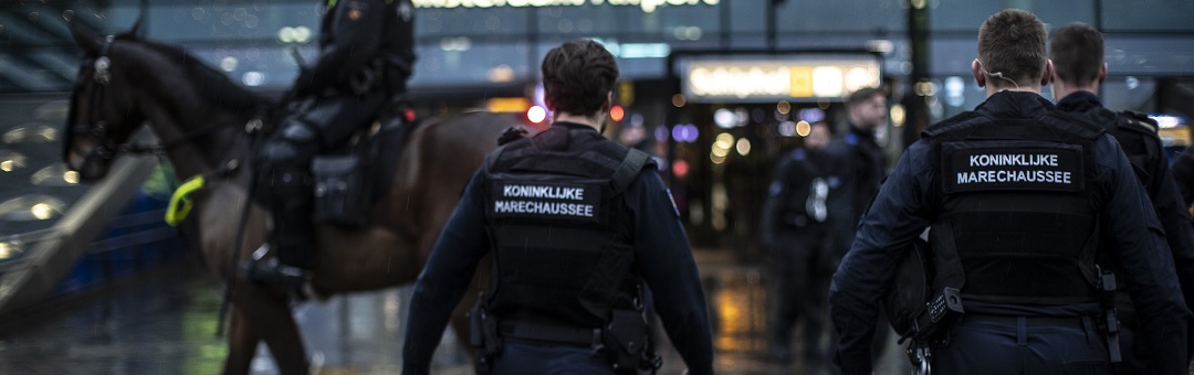 Deze marechaussee gaat op 21 juni demonstreren tegen coronabeleid: ‘In strijd met de eed’
