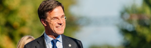 Het masker valt af. Bijna 90 procent Nederlanders: ‘Rutte heeft ons NIET goed door coronacrisis geloodst’