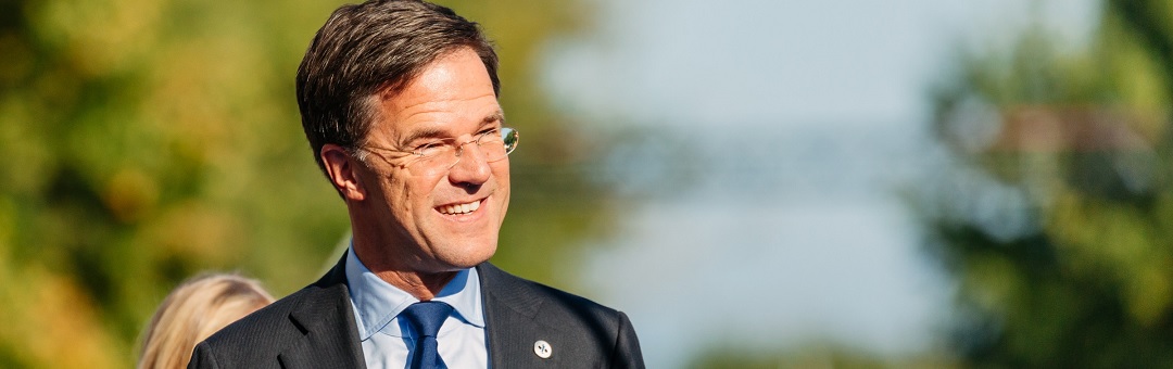 Het masker valt af. Bijna 90 procent Nederlanders: ‘Rutte heeft ons NIET goed door coronacrisis geloodst’