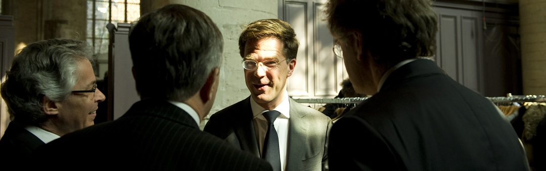 Rutte geeft miljarden aan Zuid-Europa, terwijl onze huishoudens ‘onderaan bungelen qua vermogen’