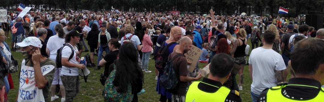 Psychiater steelt de show op Malieveld: ‘Samen zijn we veel sterker dan deze corrupte bende’
