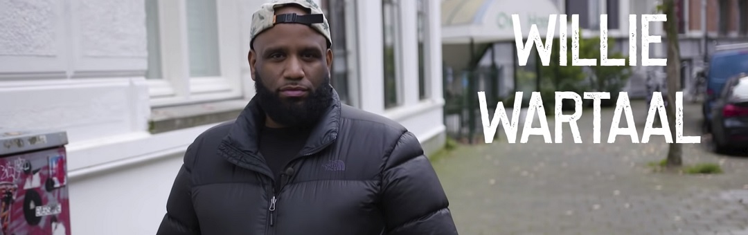 De nieuwste videoclip van Willie Wartaal wil je niet missen: ‘Ze zijn de baas als we bangerds zijn’