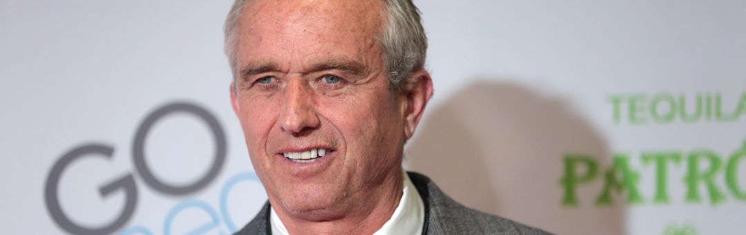 Robert F. Kennedy jr. in Berlijn: ‘Vandaag spreek ik grootste menigte uit Duitse geschiedenis toe’