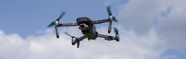 Bizar: politie zet drones in om corona-overtreders op te sporen