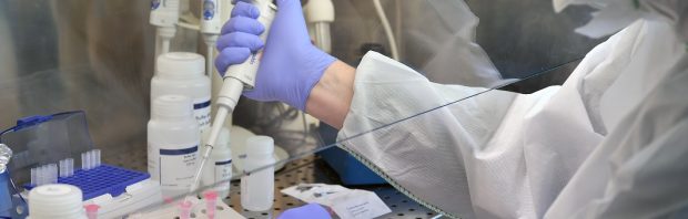 Fabrikant van ‘ons’ coronamedicijn stopt 249 sterfgevallen in doofpot