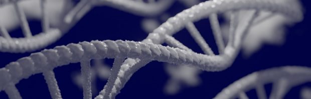 Moleculair bioloog waarschuwt: ‘Zo kan het coronavaccin je DNA veranderen’