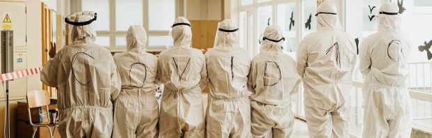 500 academici: ‘Officiële coronacijfers kloppen niet’