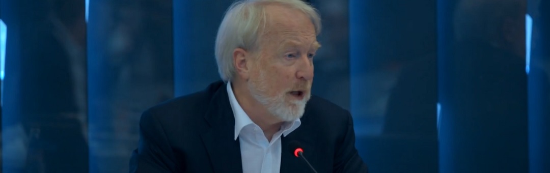 Van Dissel kritisch over coronavaccin: ‘Geen garantie op bescherming’