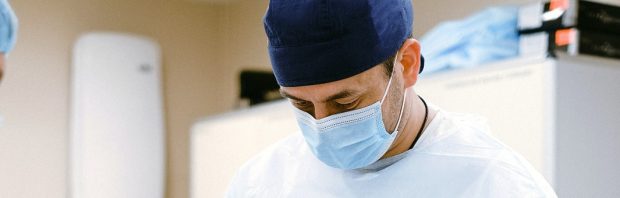 Arts klaagt over ‘verbod’ op corona-autopsies: ‘Dit is een heel groot probleem’
