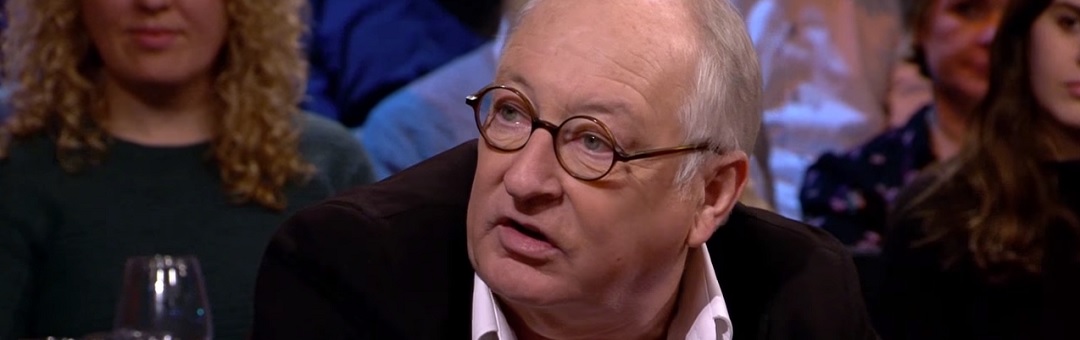 Youp van ’t Hek neemt ‘coronawappies’ op de hak: ‘Niveau is om te janken’