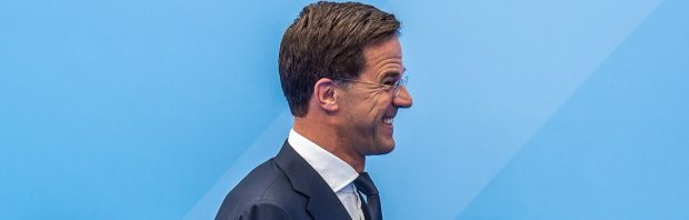 Lachende Rutte tegen Kamer: ‘U kunt ons niet meer wegsturen, dus wij hebben nu meer macht’