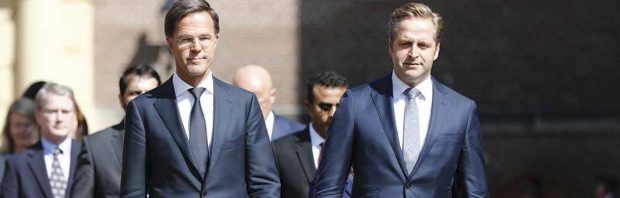 Rutte en De Jonge negeren uitspraak rechter over test