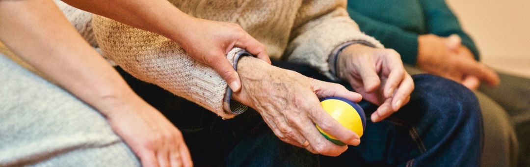 Een verzorgingstehuis telde 0 coronadoden. Toen begon men met vaccineren en stierven er mensen