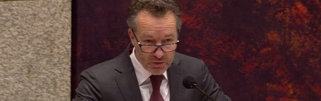 Van Haga haalt uit naar Rutte & De Jonge: ‘Overheid schendt onze grondrechten op grote schaal!’