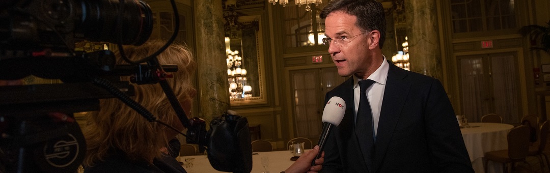Geen ‘complottheorie’ meer: Rutte heeft geen bezwaar tegen vaccinatiepaspoort