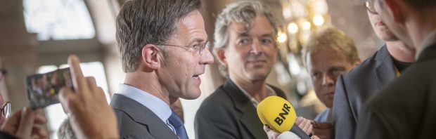 ‘Ook het kabinet-Rutte zaait corona-angst. Dit moet stoppen’