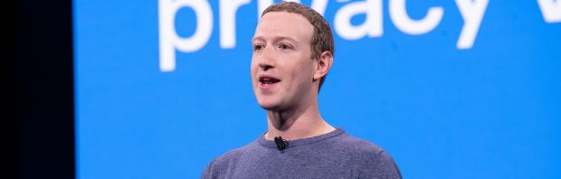 Facebook-baas Zuckerberg uit zorgen in gelekte video