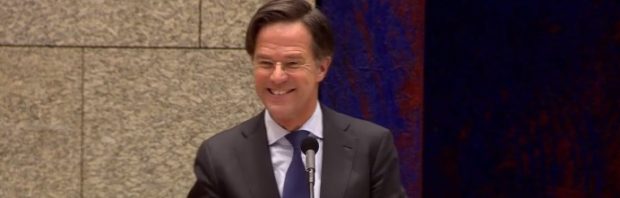 Kijk: Rutte grijnst terwijl hij wordt geconfronteerd met de gevolgen van zijn beleid