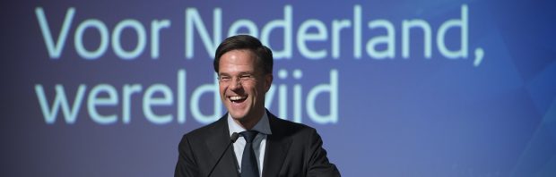 Kijk: Rutte spreekt zichzelf tegen over de avondklok