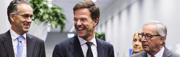 Kijk: Rutte lacht wanhopige ondernemer in gezicht uit