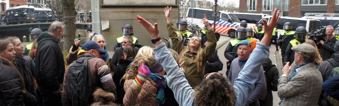 ‘Machtsvertoon van burgemeesters in Den Haag en Amsterdam gaat veel te ver’
