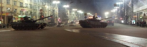 Wereld zet zich schrap voor Derde Wereldoorlog terwijl Russische tanks oprukken naar Oekraïne