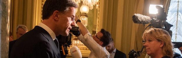 ‘Rutte schiet met een atoombom op kakkerlakken’