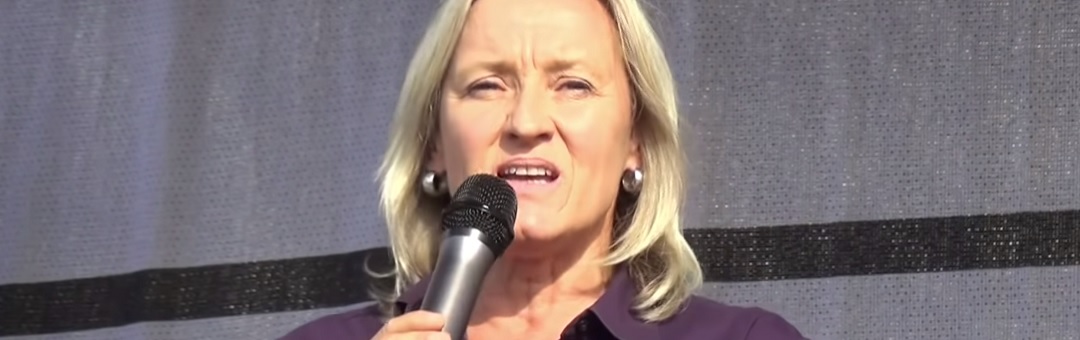 Duitse advocate doet zeer dringende oproep: ‘Word eens wakker uit je corona-coma!’