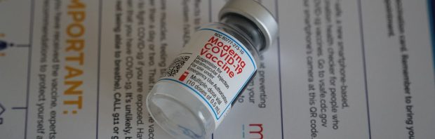 Kans op bloedaandoening PVT door vaccins Pfizer en Moderna 30 keer groter dan door AstraZeneca