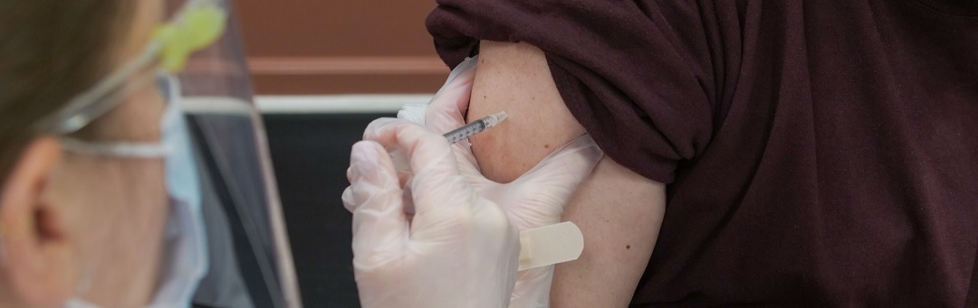 Beangstigend: bijna 354.000 gevallen van vermoede bijwerkingen coronavaccins in EU-database