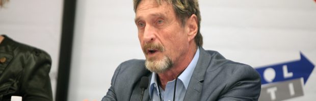 John McAfee, opgepakt na het uitdagen van de Deep State, dood gevonden in cel